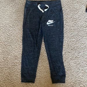 Dark Grey Capris Sweatpants (XS)